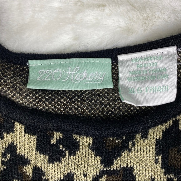 220 Hickory XL Leopard Animal Print Cheetah Sweater - Picture 2 of 6